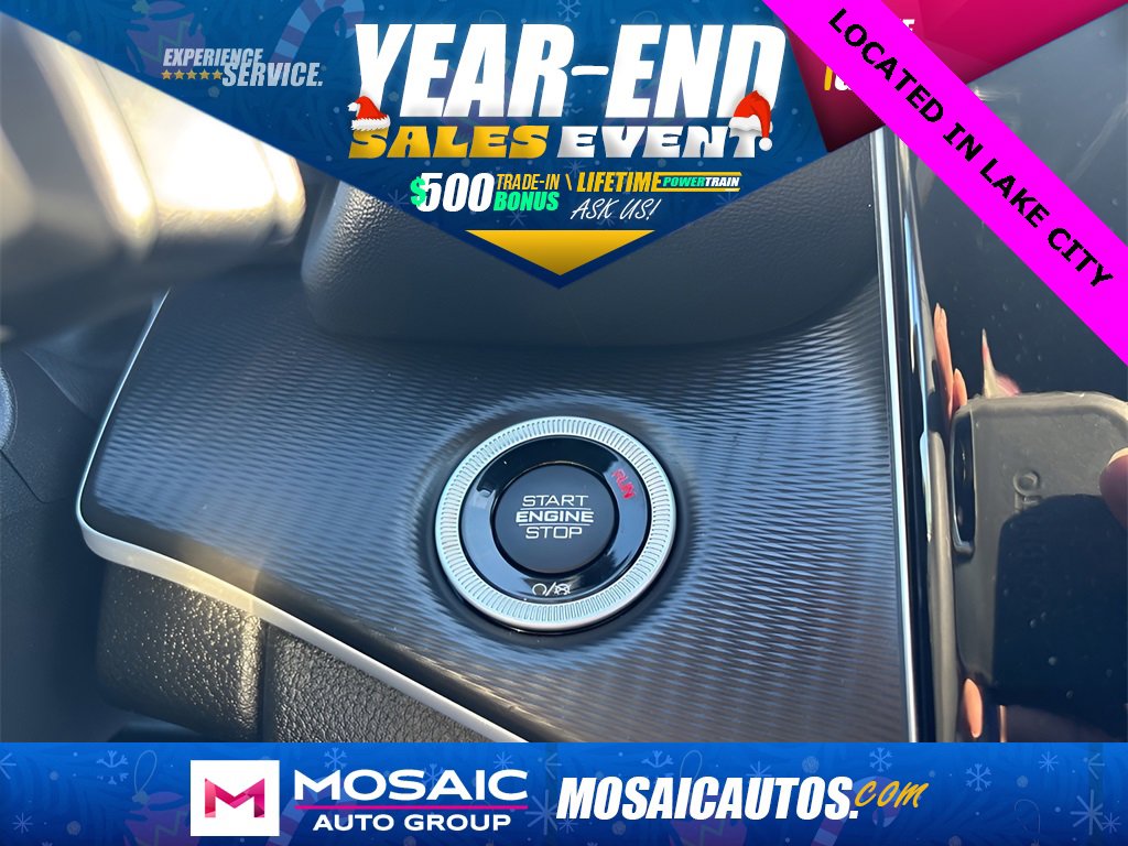 Used 2024 Jeep Grand Cherokee Altitude image 31