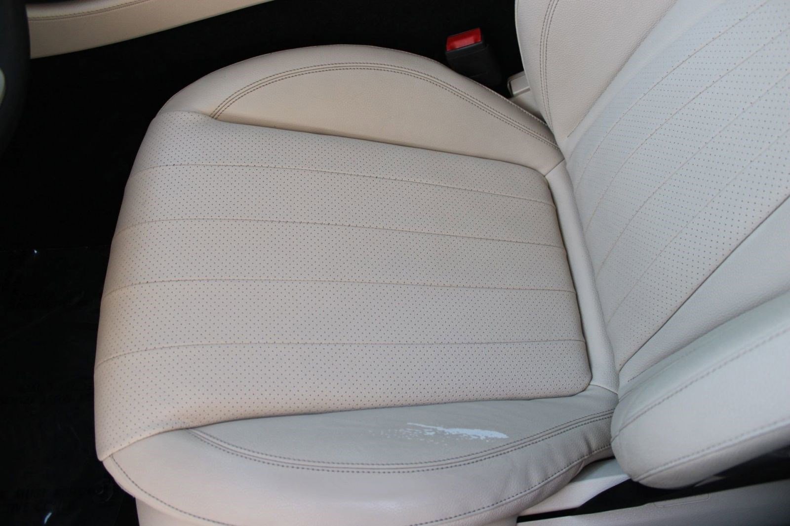 Used 2019 Mercedes-Benz E 300 image 13