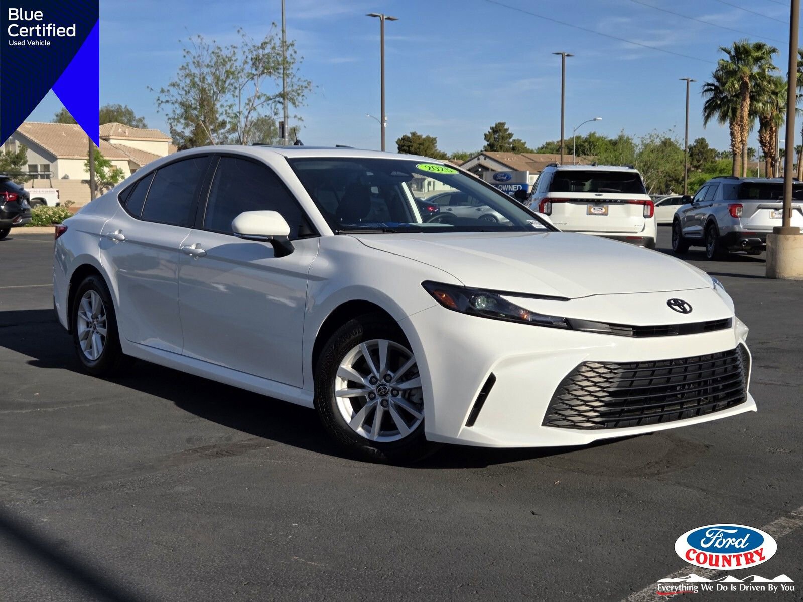 Used 2025 Toyota Camry LE w/ Convenience Package FWD image 1