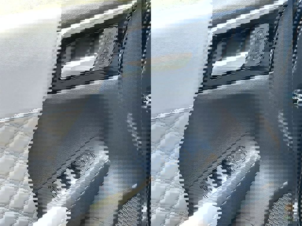 New 2025 Mitsubishi Outlander SEL image 20