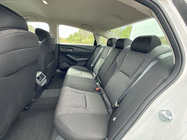 Certified 2025 Honda Accord LX image 18