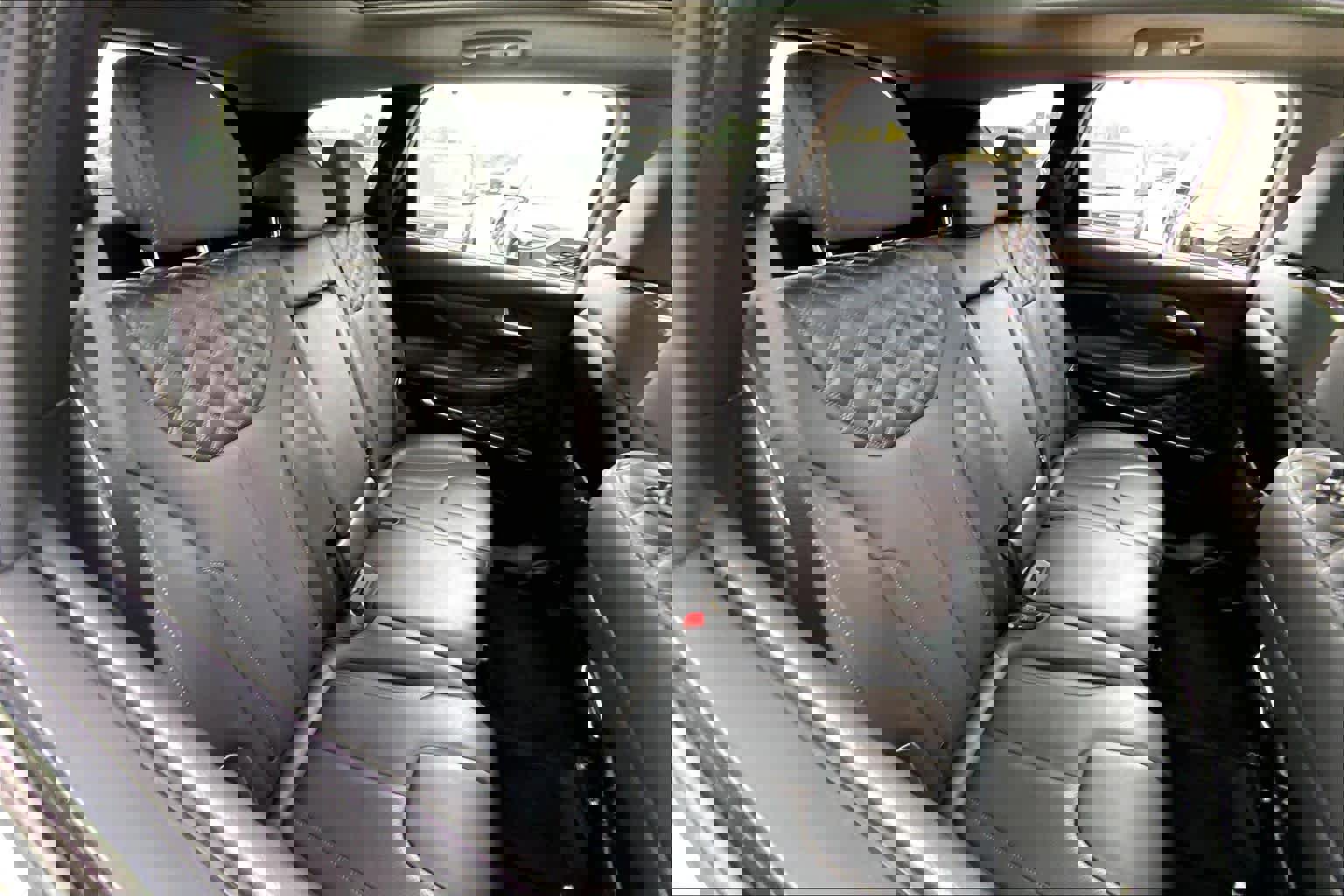 Used 2021 Hyundai Santa Fe SEL Premium image 19