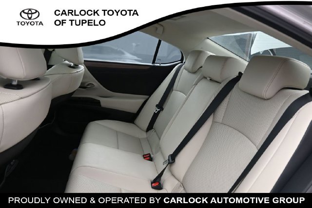 Used 2024 Lexus ES 350 w/ Premium Package FWD image 19