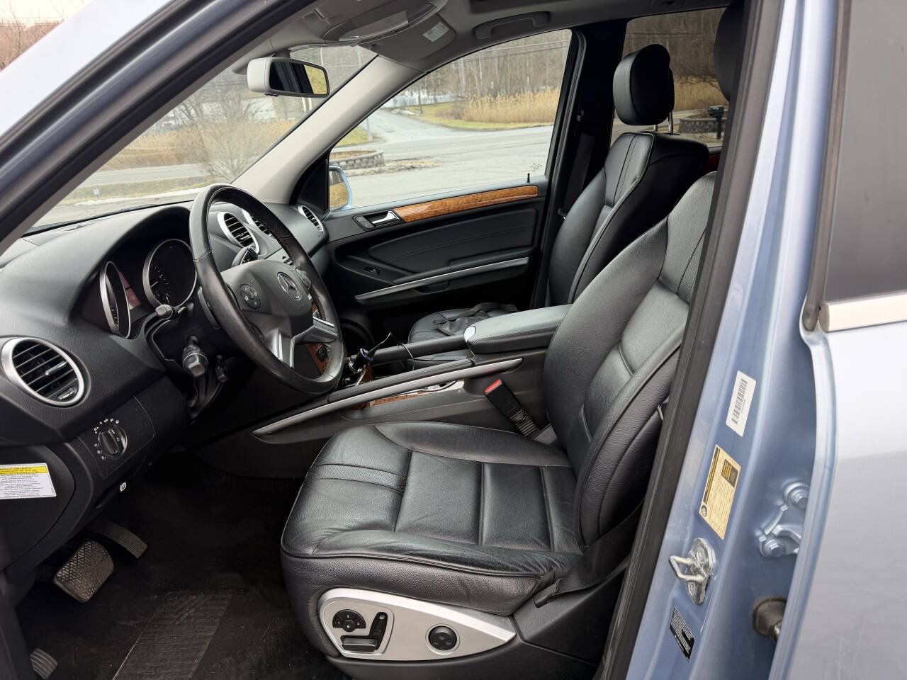 Used 2010 Mercedes-Benz ML 350 BlueTEC 4MATIC image 9