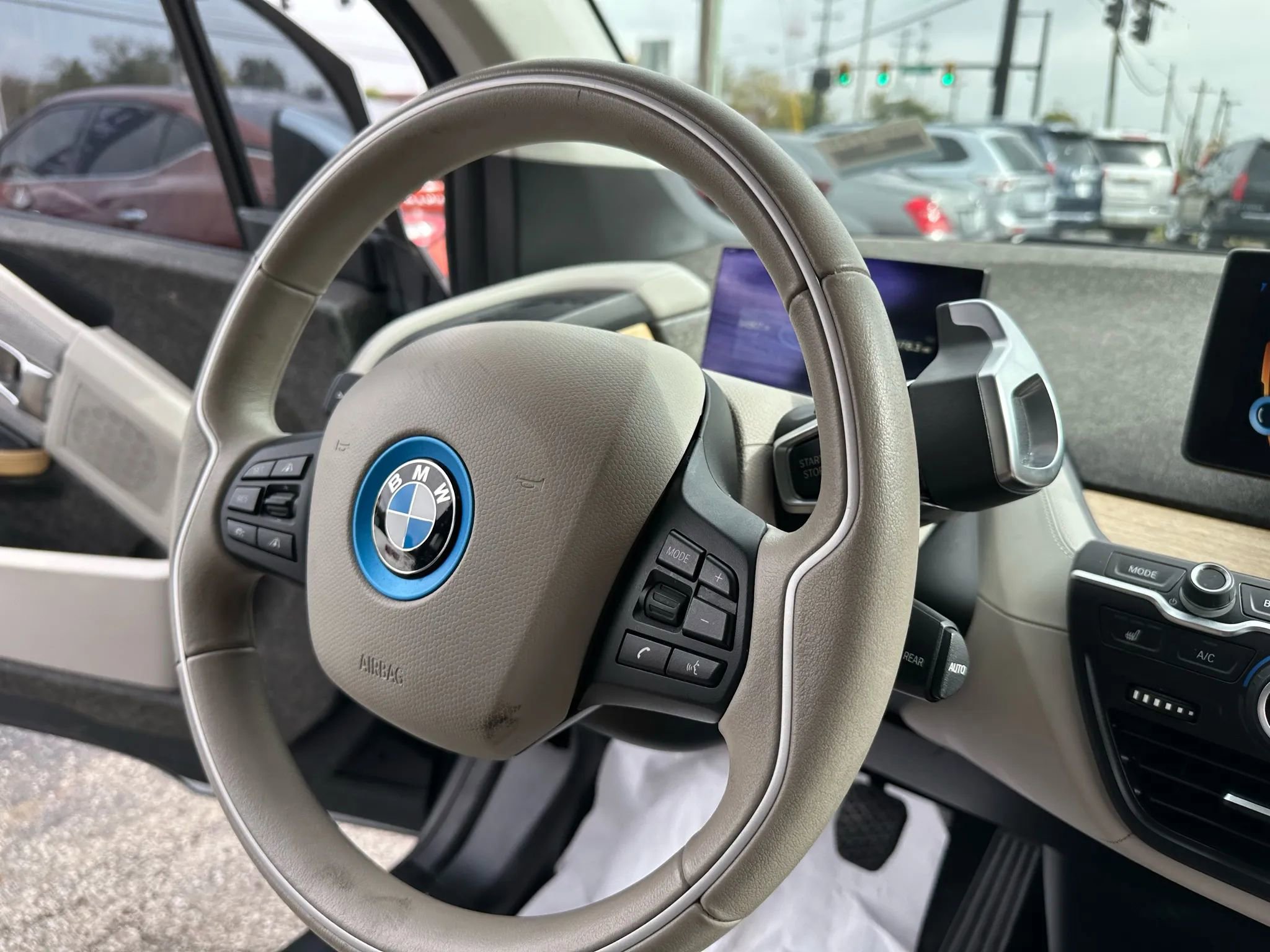 Used 2014 BMW i3 RWD image 30