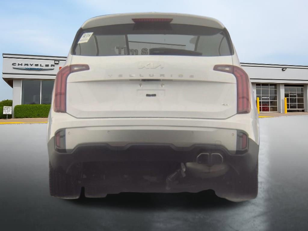 Used 2025 Kia Telluride S image 4