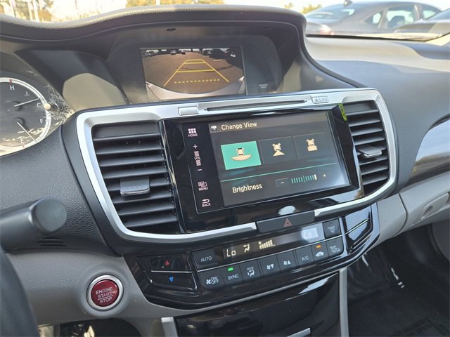 Used 2017 Honda Accord EX-L image 18