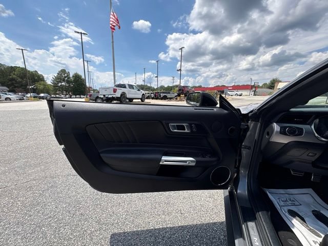 Used 2022 Ford Mustang GT Premium w/ Black Accent Package RWD image 10