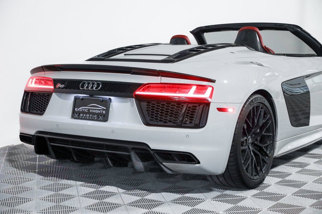 Used 2018 Audi R8 V10 plus image 13
