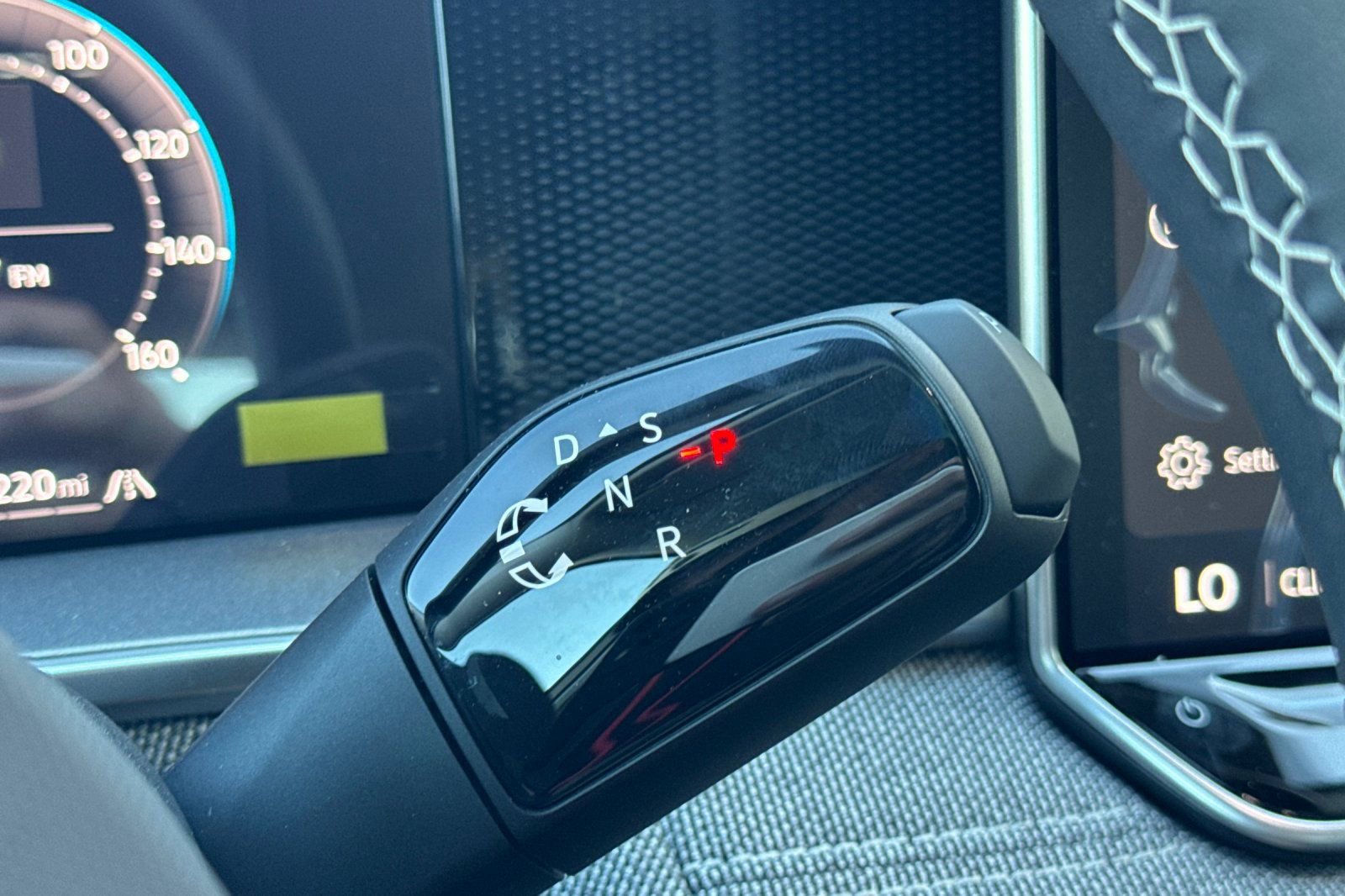 New 2026 Volkswagen Tiguan S image 21