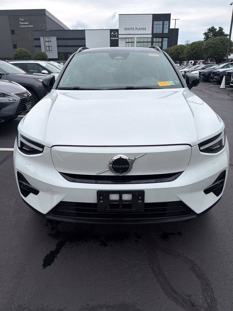 Certified 2023 Volvo XC40 Recharge Ultimate AWD/4WD image 5