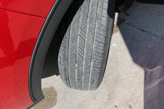 Used 2024 Ford Escape SE image 28