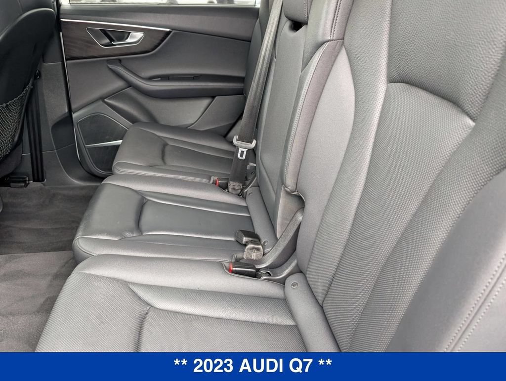 Used 2023 Audi Q7 2.0T Premium Plus w/ Premium Plus Package AWD/4WD image 15