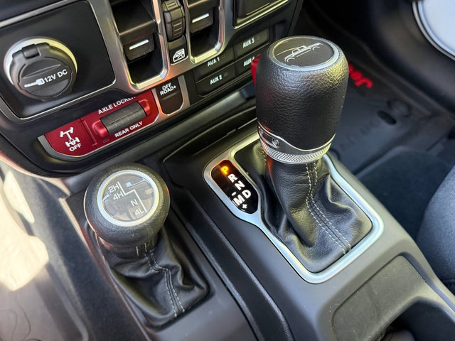 Used 2024 Jeep Gladiator Sport AWD/4WD image 25