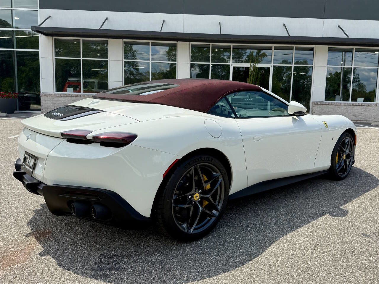 Used 2025 Ferrari Roma Spider image 12