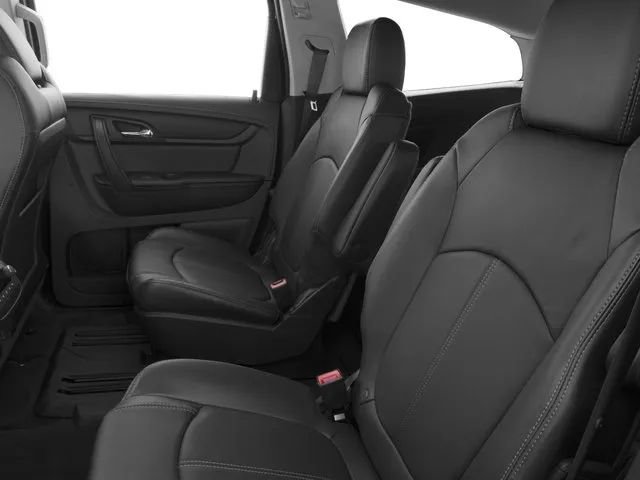 Used 2017 Chevrolet Traverse LT image 17