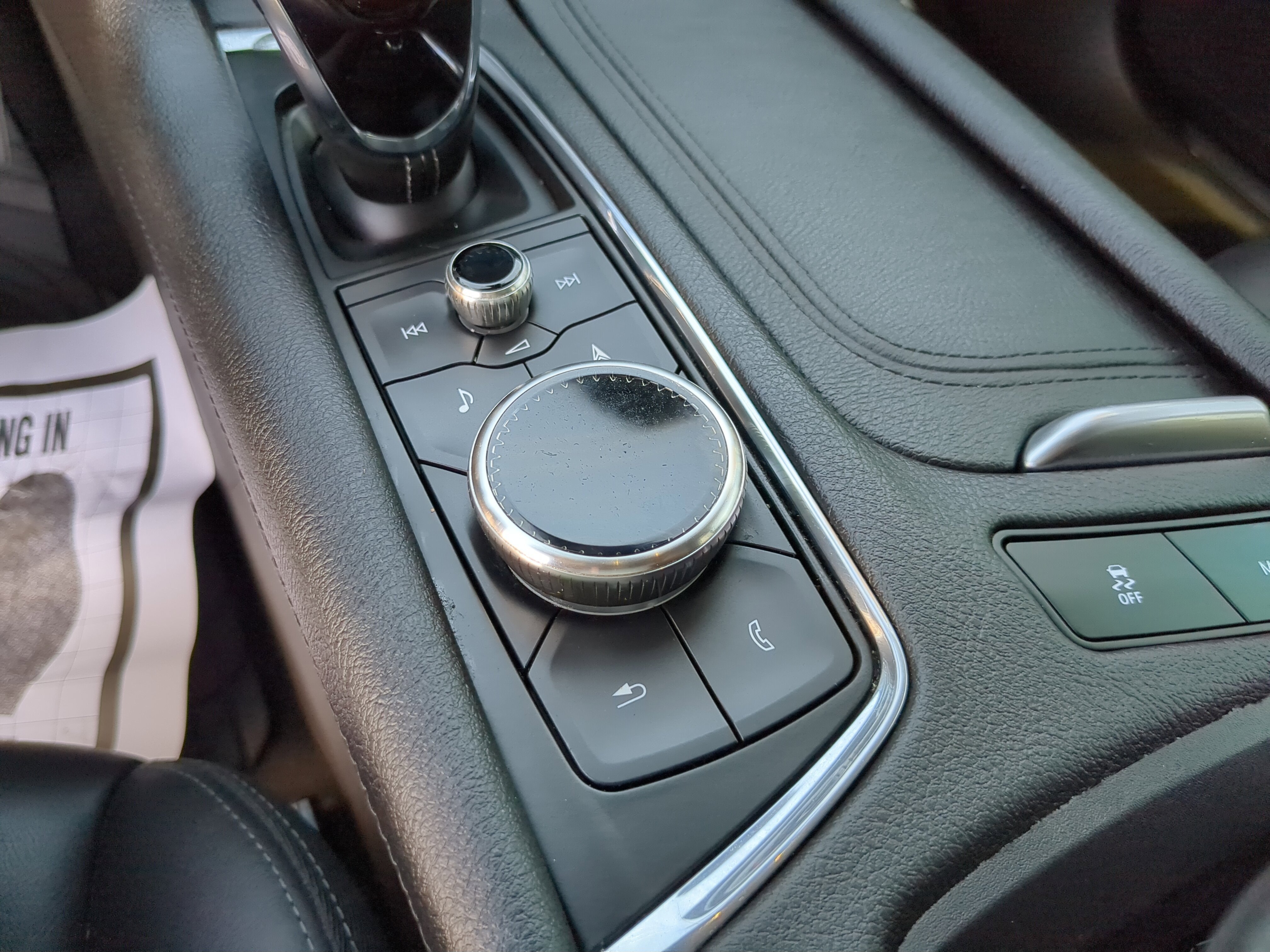 Certified 2023 Cadillac XT5 Premium Luxury image 29