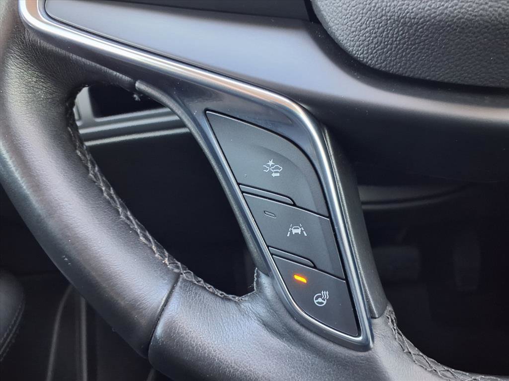 Used 2019 Cadillac XT5 Premium Luxury w/ Driver Assist Package image 16