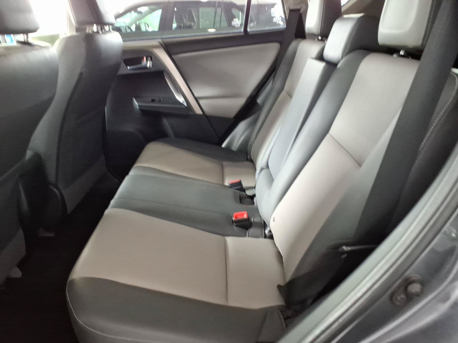 Used 2015 Toyota RAV4 Limited AWD/4WD image 13