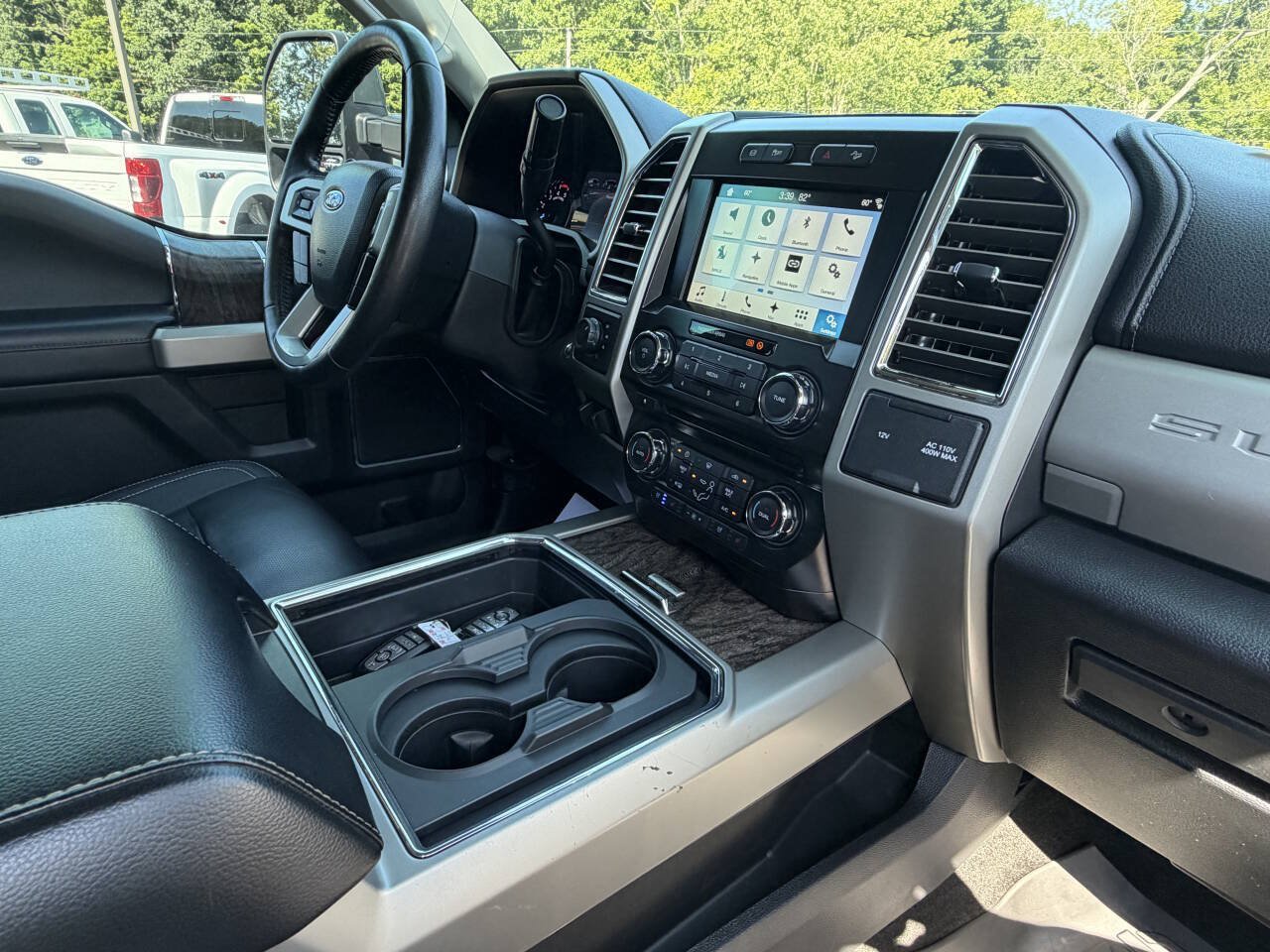 Used 2017 Ford F250 Lariat w/ Lariat Ultimate Package AWD/4WD image 35