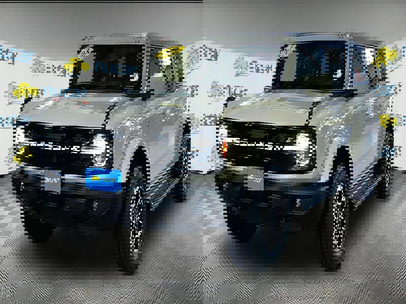 Used 2025 Ford Bronco Outer Banks image 3