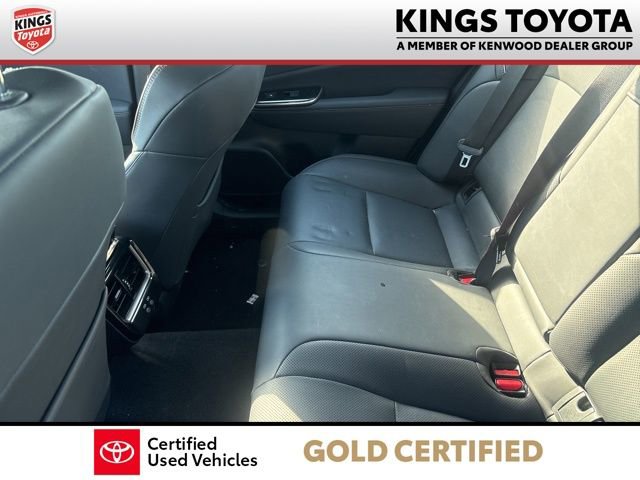 Used 2024 Toyota Crown Platinum image 9