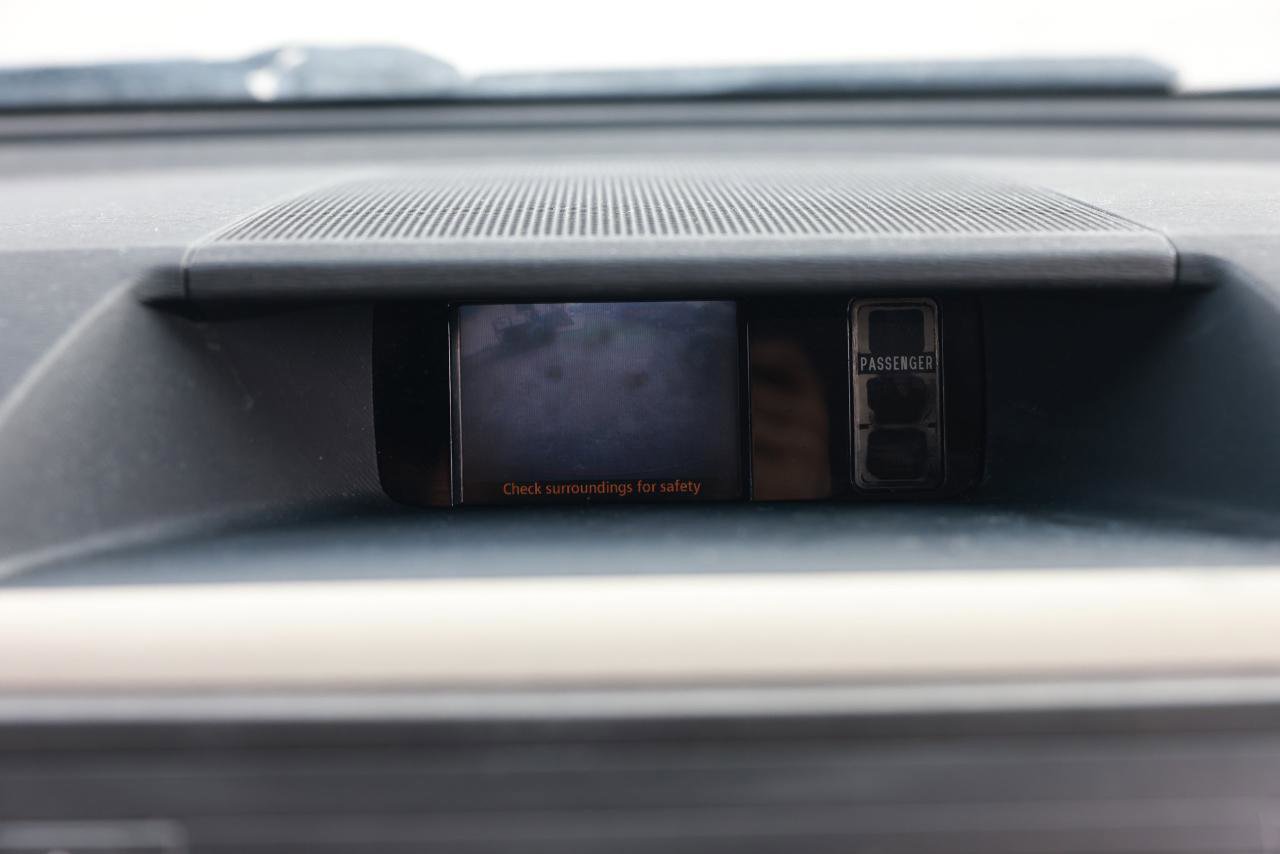 Used 2011 Toyota Sienna LE image 37