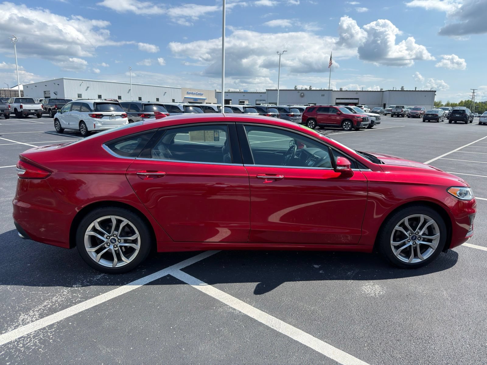 Used 2020 Ford Fusion SEL FWD image 7