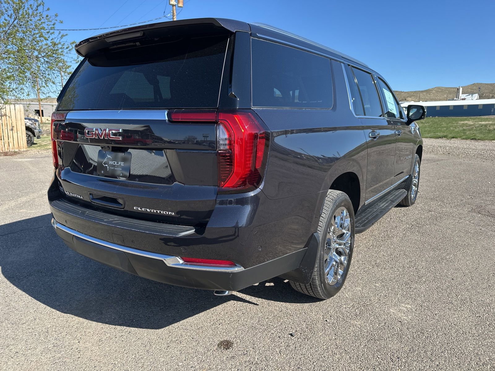 New 2026 GMC Yukon XL Elevation AWD/4WD image 32