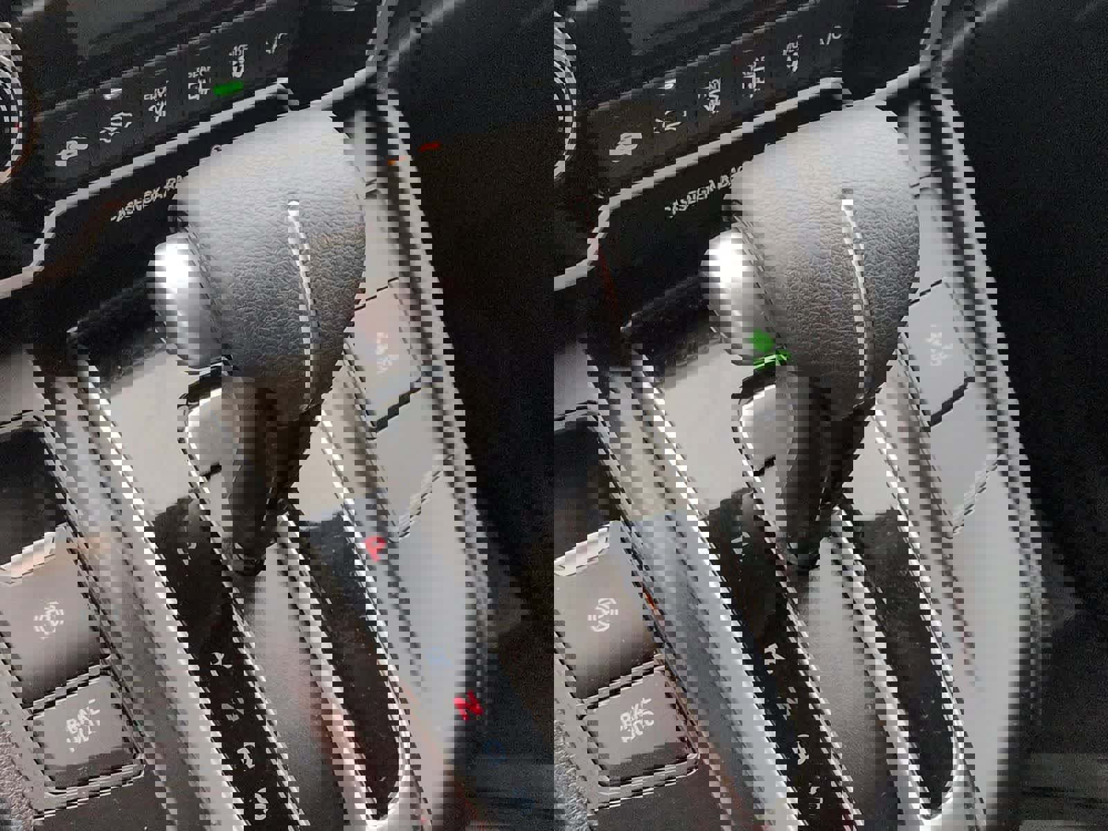 Used 2017 Honda CR-V LX image 31