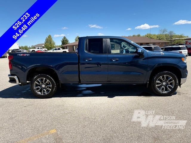 Used 2022 Chevrolet Silverado 1500 LT AWD/4WD image 9
