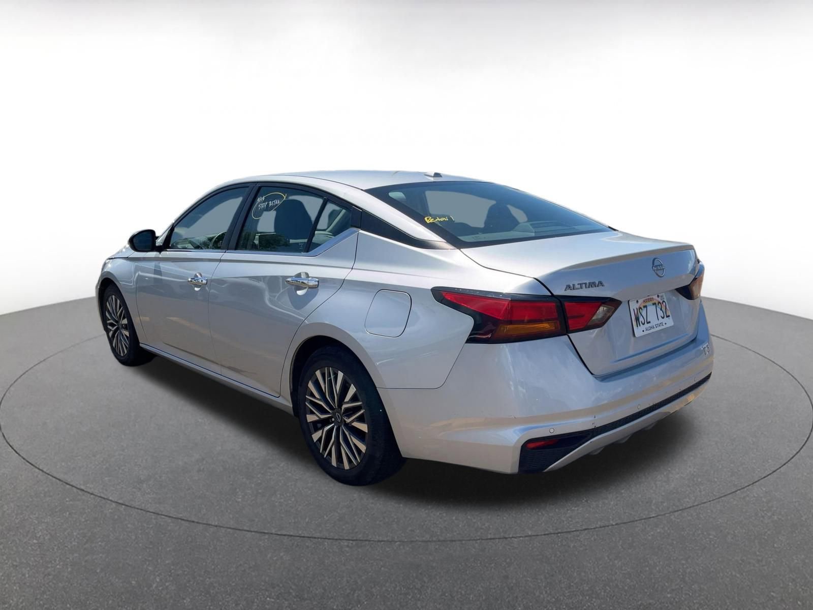 Used 2023 Nissan Altima 2.5 SV image 9