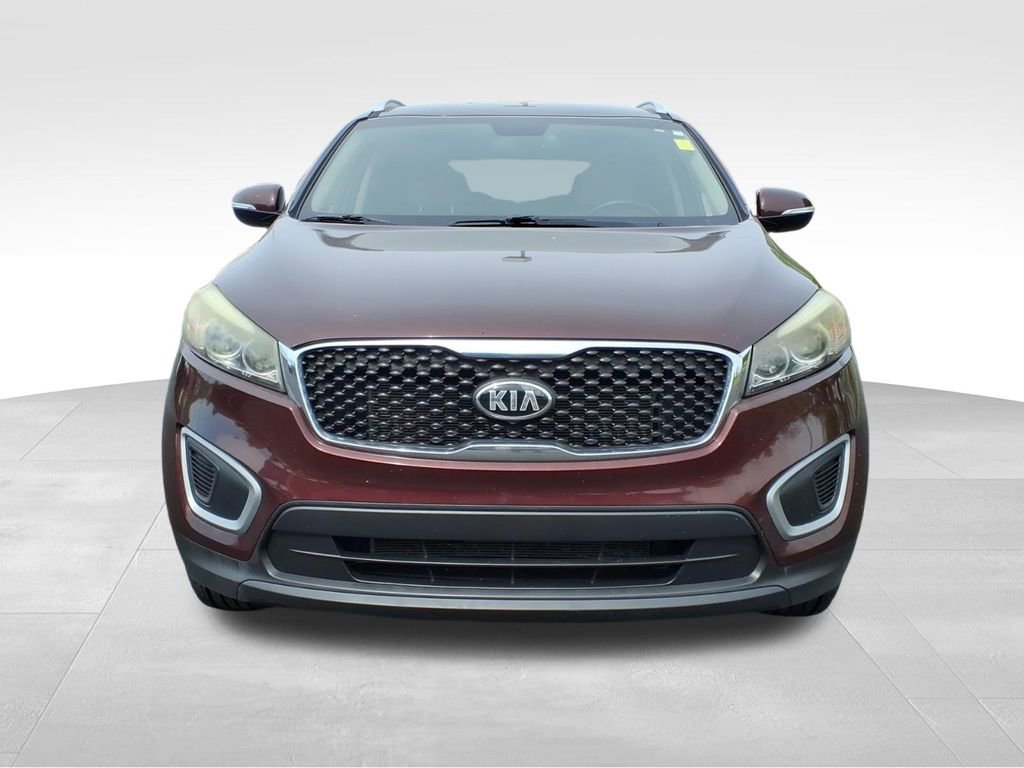 Used 2018 Kia Sorento LX w/ LX V6 Convenience Package image 2