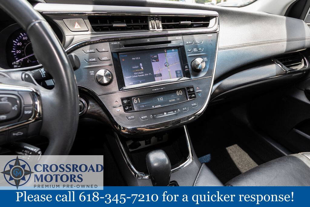 Used 2016 Toyota Avalon Limited FWD image 31