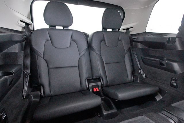 Certified 2025 Volvo XC90 B5 Plus w/ Protection Package Premier AWD/4WD image 44