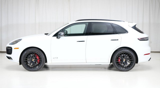 Used 2021 Porsche Cayenne GTS AWD/4WD image 2