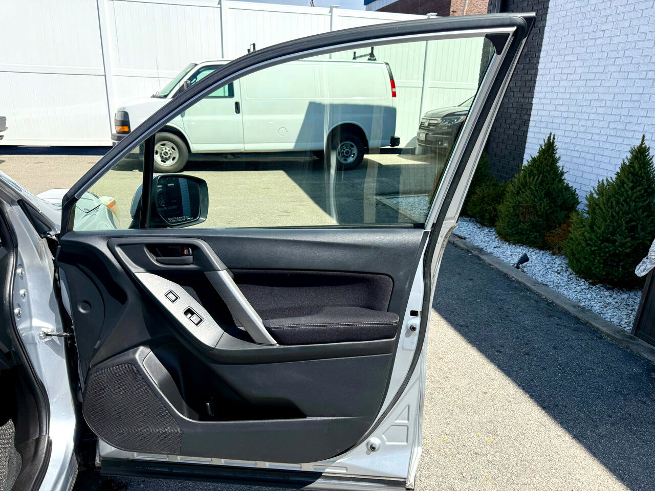 Used 2015 Subaru Forester 2.5i Premium image 27