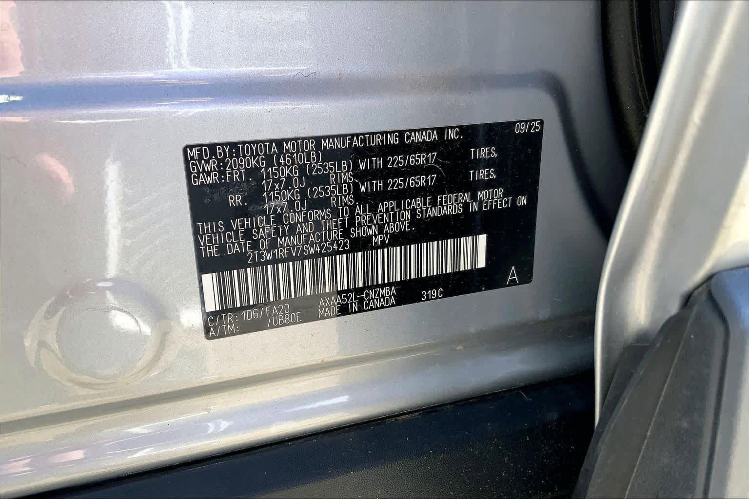 Used 2025 Toyota RAV4 XLE w/ Convenience Package FWD image 34