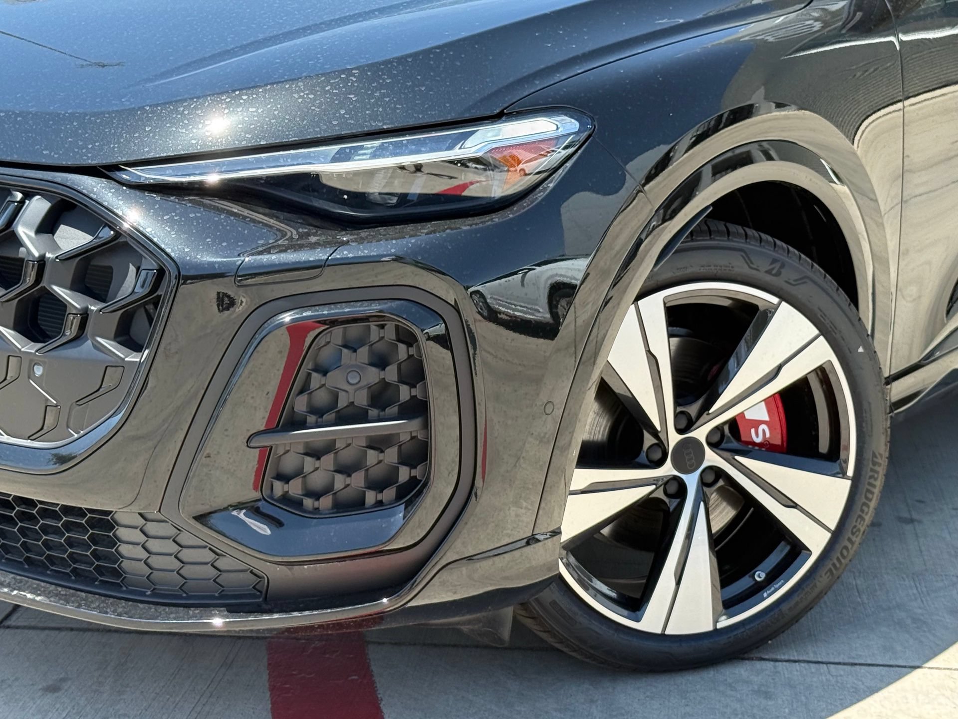 New 2026 Audi SQ5 Prestige AWD/4WD image 5