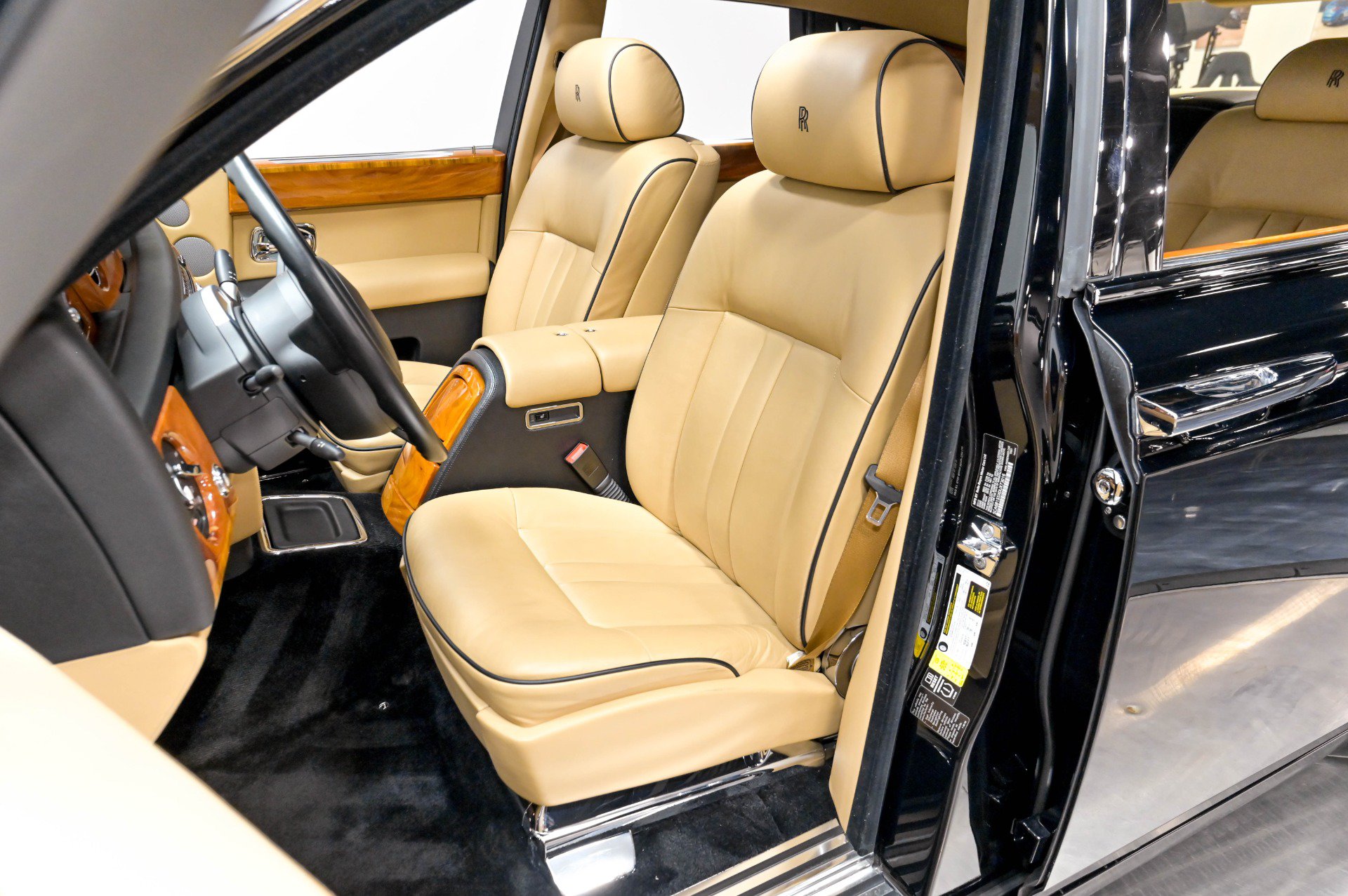 Used 2013 Rolls-Royce Phantom Sedan RWD image 8
