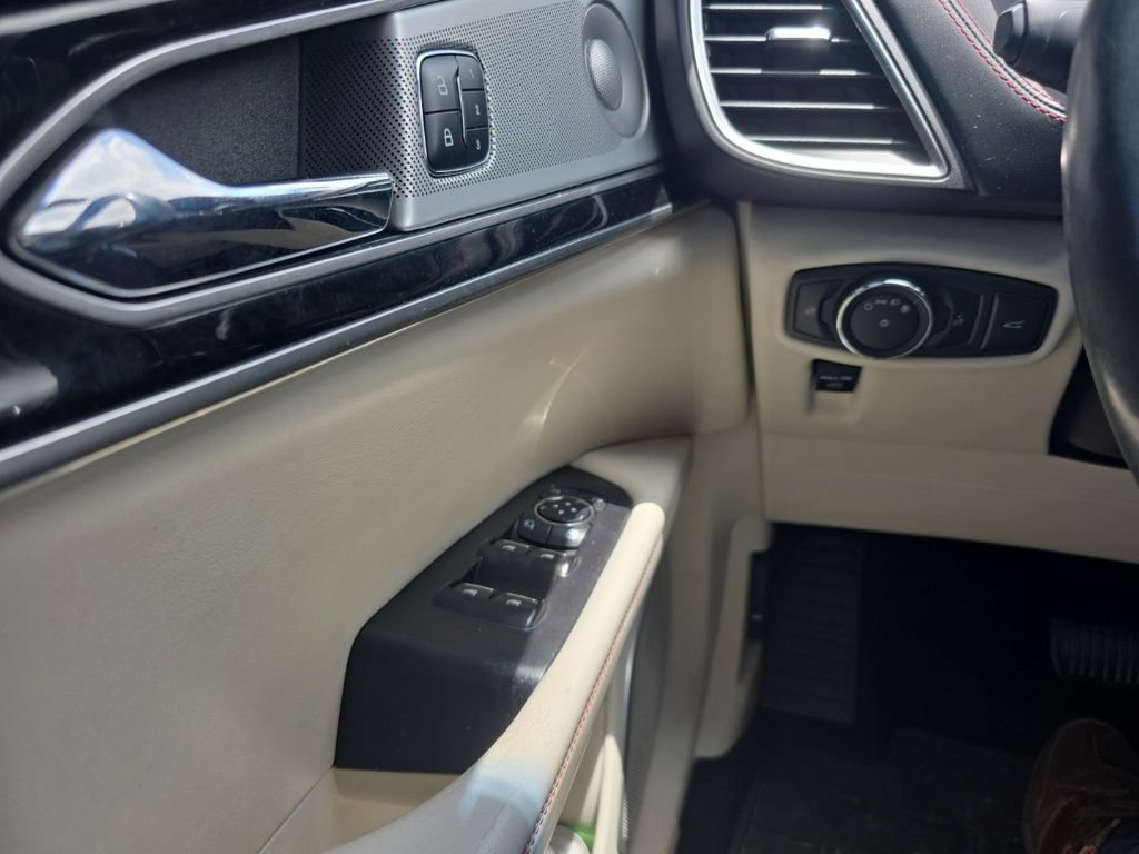 Used 2018 Lincoln MKX Black Label w/ Driver Assistance Package FWD image 28