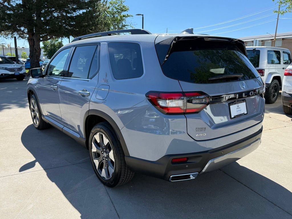 Certified 2026 Honda Pilot Touring image 6