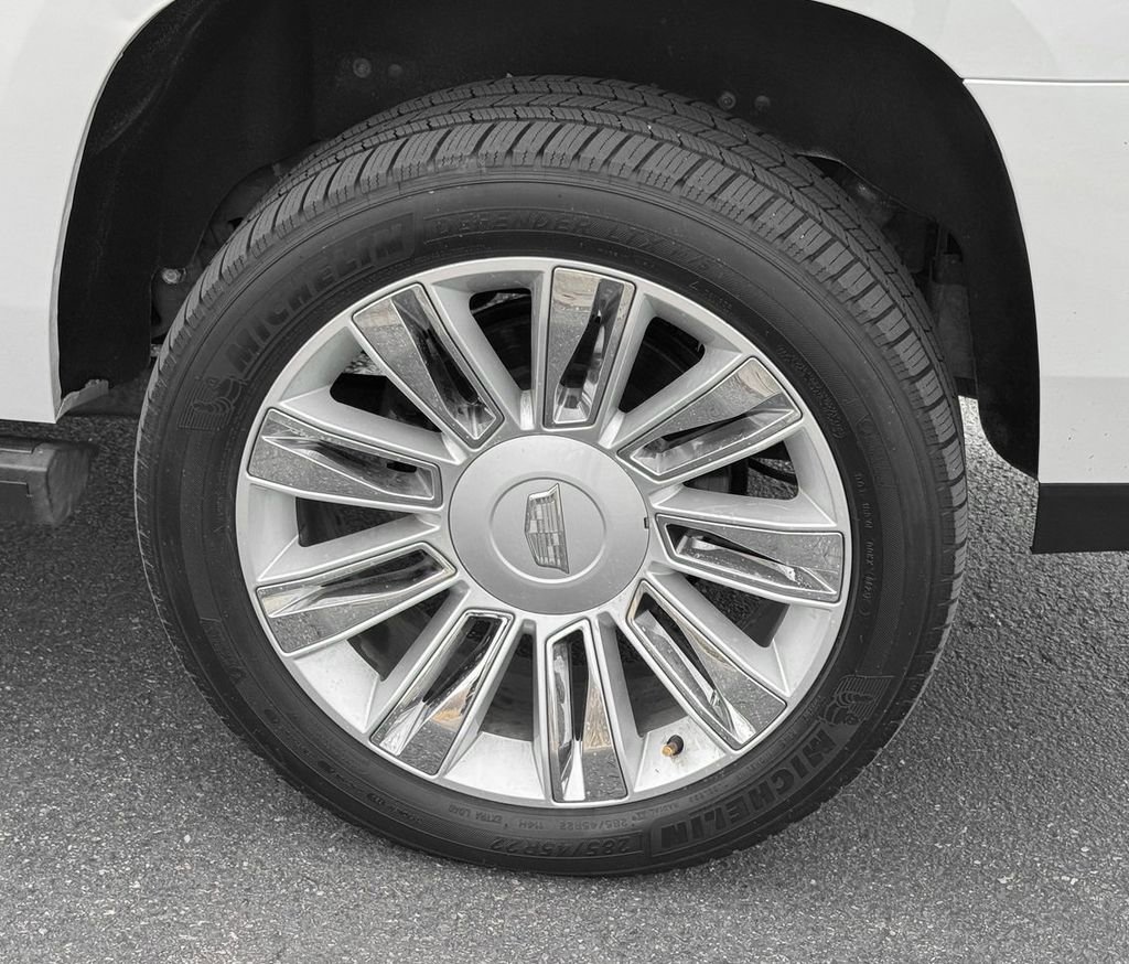 Used 2016 Cadillac Escalade ESV Platinum image 12