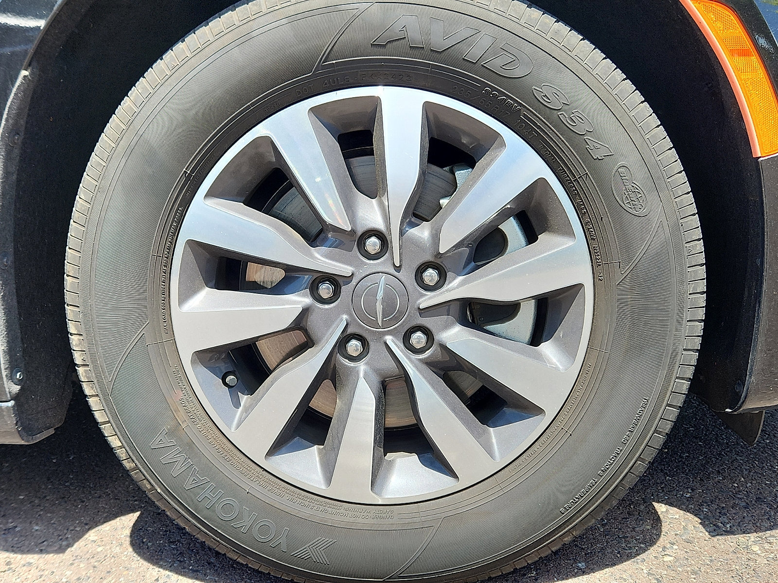 Used 2024 Chrysler Pacifica Limited FWD image 8