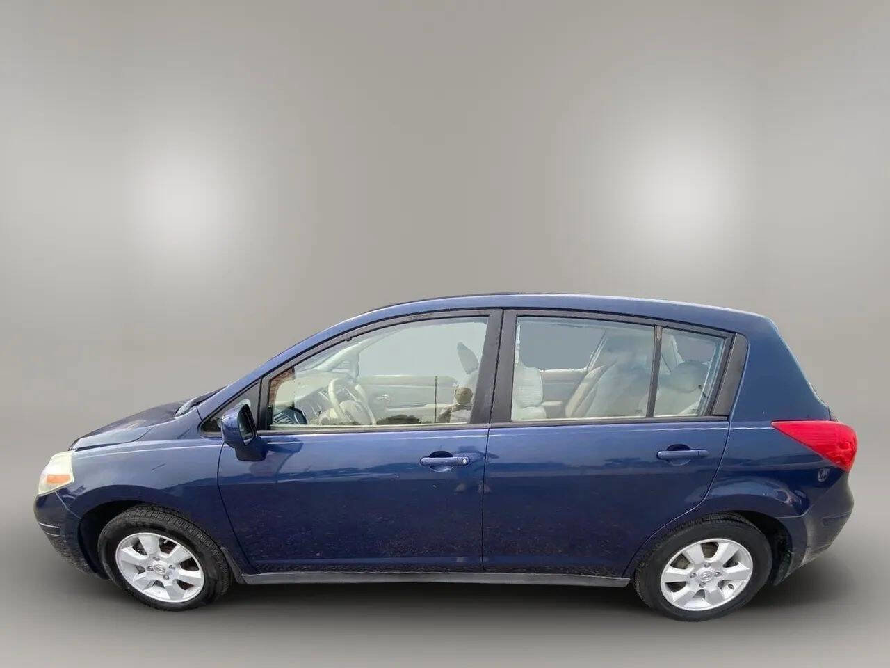 Used 2007 Nissan Versa 1.8 S w/ Convenience Pkg image 8