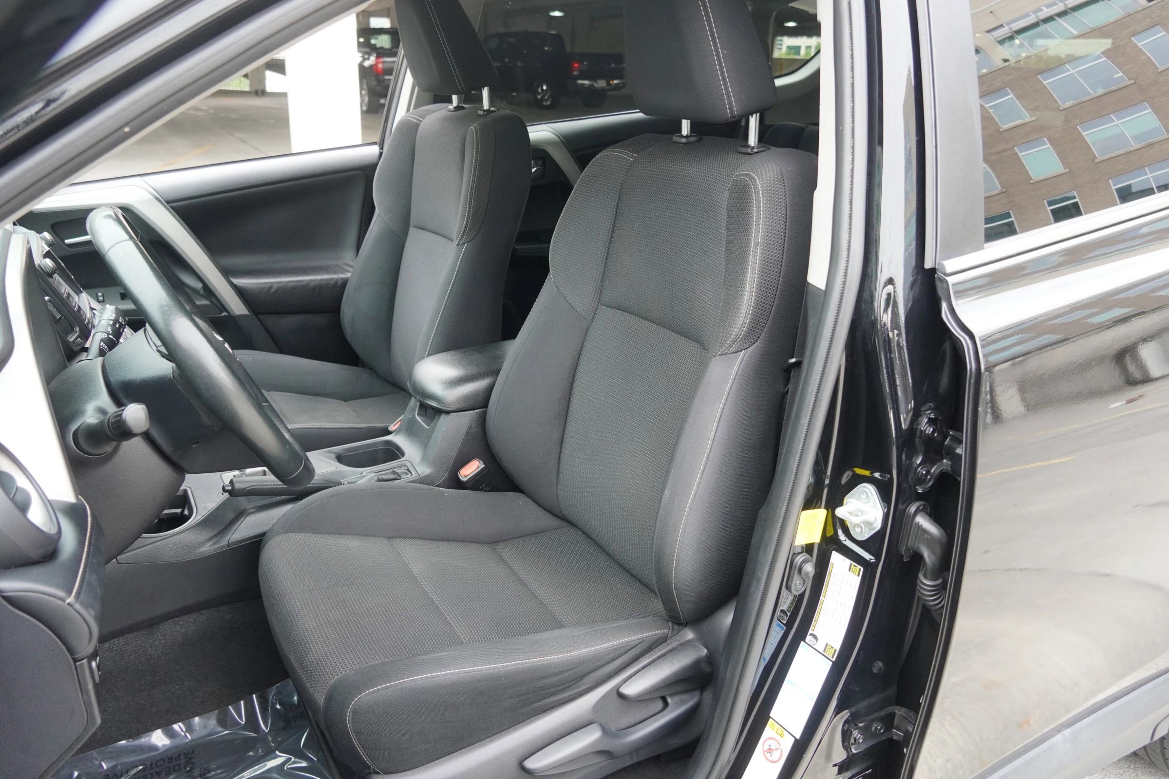 Used 2017 Toyota RAV4 XLE image 23