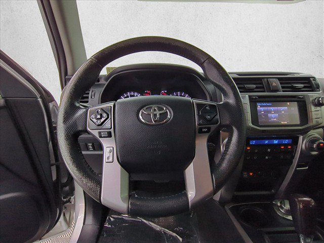 Used 2016 Toyota 4Runner Limited AWD/4WD image 30