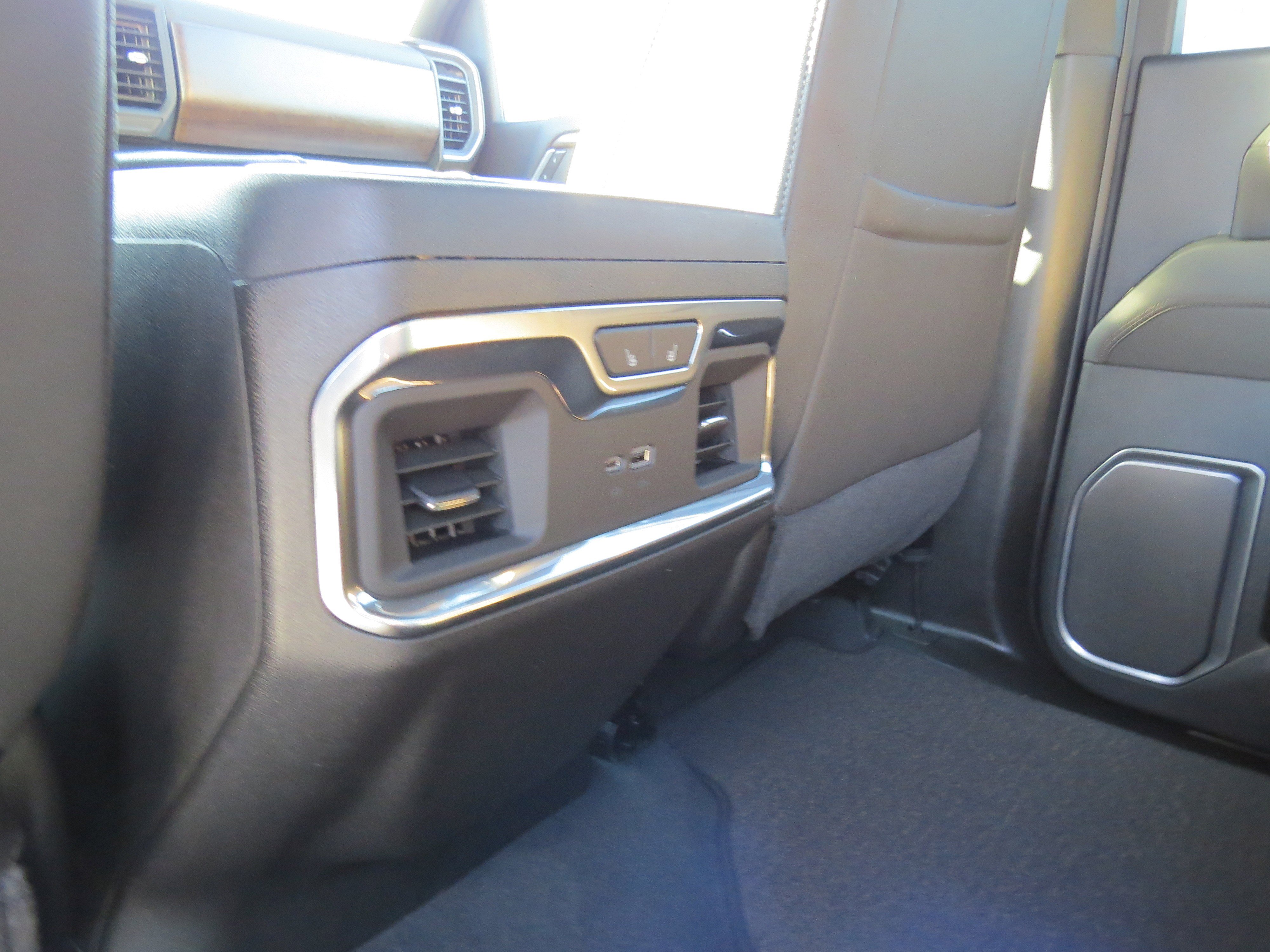 New 2026 Chevrolet Silverado 2500 High Country w/ High Country Premium Package image 15