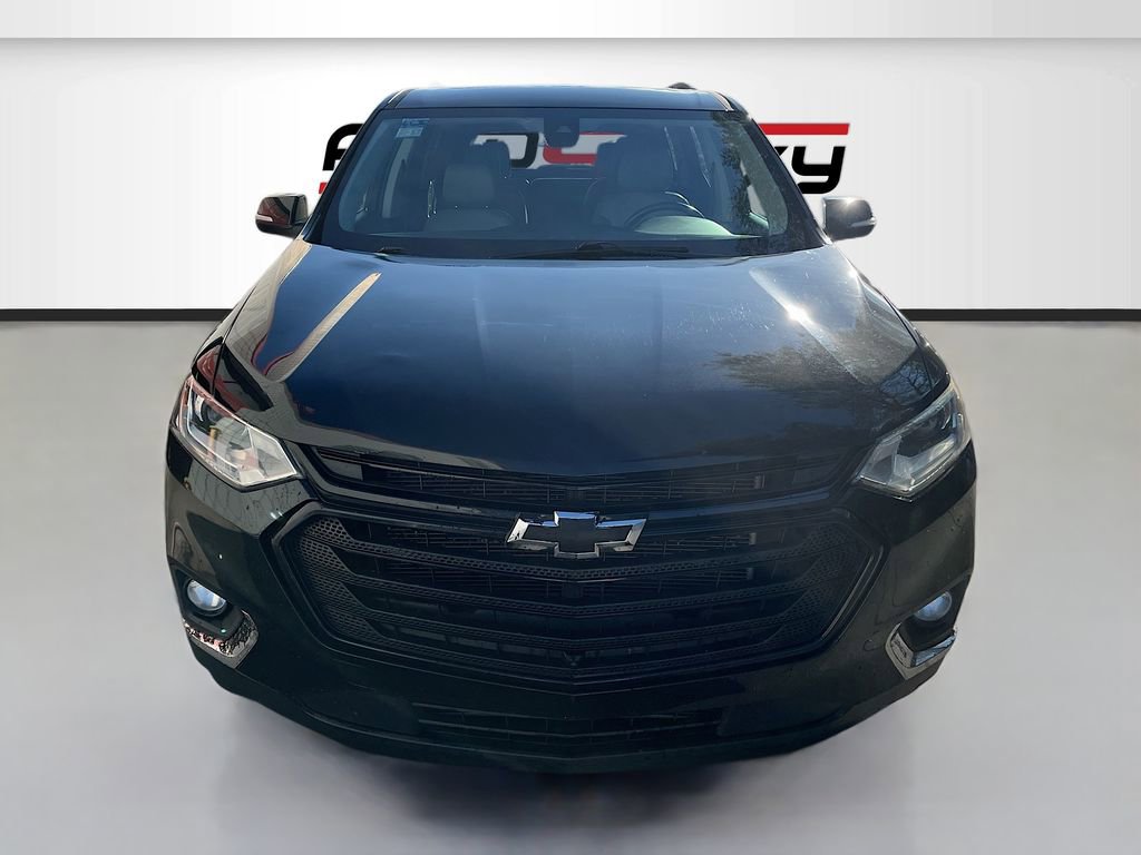 Used 2021 Chevrolet Traverse RS image 2