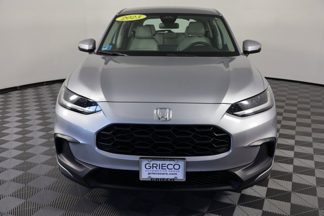 Used 2023 Honda HR-V LX image 3